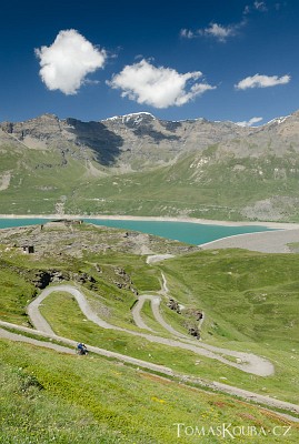 Downhill ride from Fort Malamot in Monte Cenis